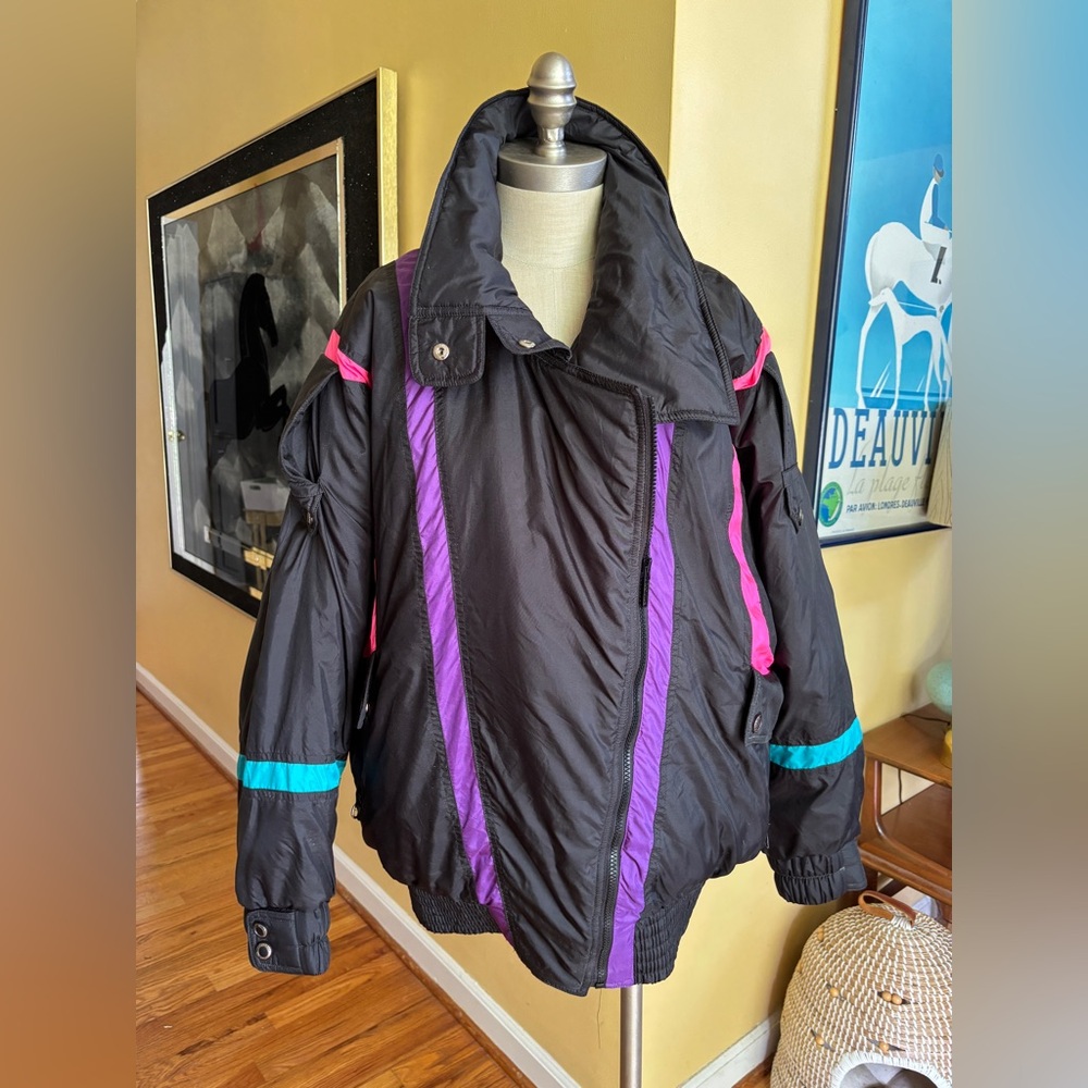 vintage 80’s/90’s bright colors ski puffer jacket